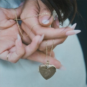 Locket (Buttercream Vinyl)